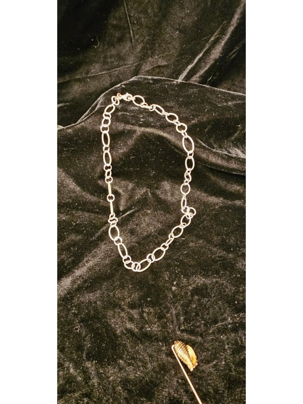 Silver Oval Link Chain Necklace 18 Inches With Lobster Clasp Closure